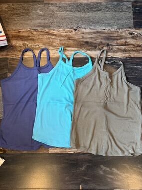 Lot of 3 Zyia brand Daphne Tanks